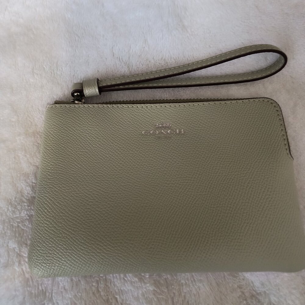 Coach Mint Green Wristlet - Excellent condition